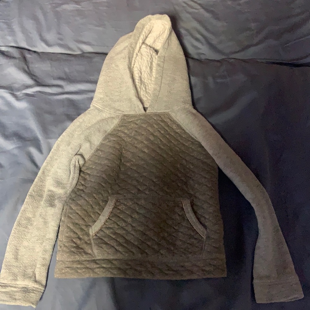 Sweater with fleece in hood